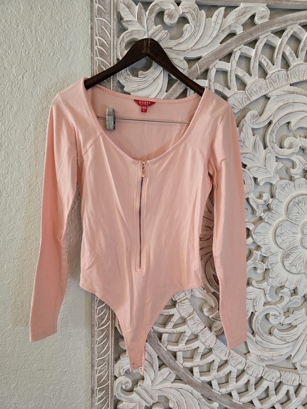 Guess Women’s Long Sleeve Front Zipper Closure Bodysuit M